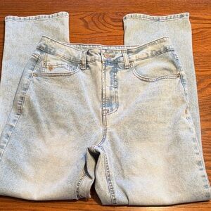 Frye light denim jeans size 6/28 #213